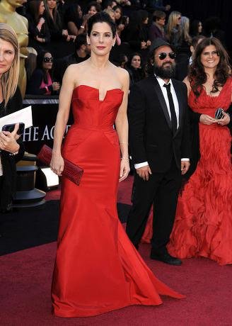 sandra bullock oscars 2011. Sandra Bullock Oscars Red