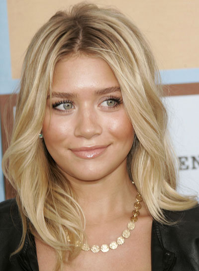 in style hair 2011. And Ashley Olsen Hair 2011