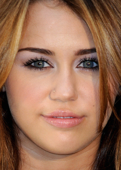 miley cyrus makeup. Without makeup miley fashion