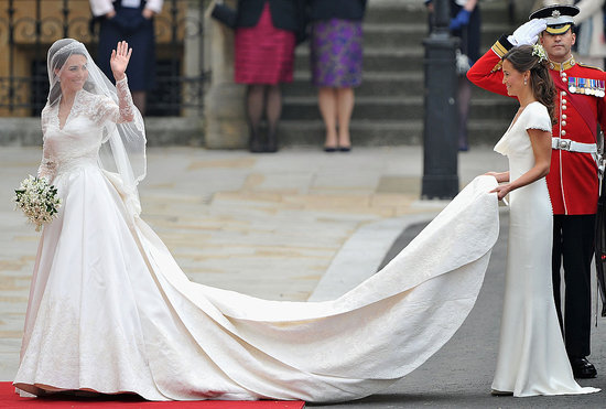 kate middleton wedding dress alexander mcqueen kate middleton boots brand. Kate Middleton Wedding Dress