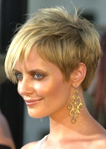 cute haircuts for 12 year olds. blonde hairstyles 2011 women.