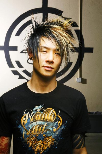 Hairstyles on Cut Hairstyle Boys  Cool Emo Boys Hairstyles