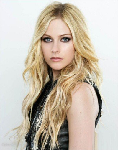 Avril Lavigne Wedding Pictures on Jpg Avril Lavigne  Avril Lavigne Declares Love