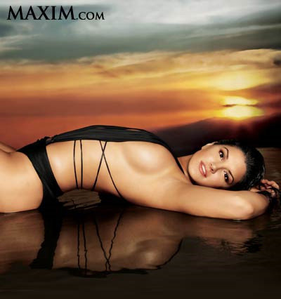 January Jones Maxim Pics