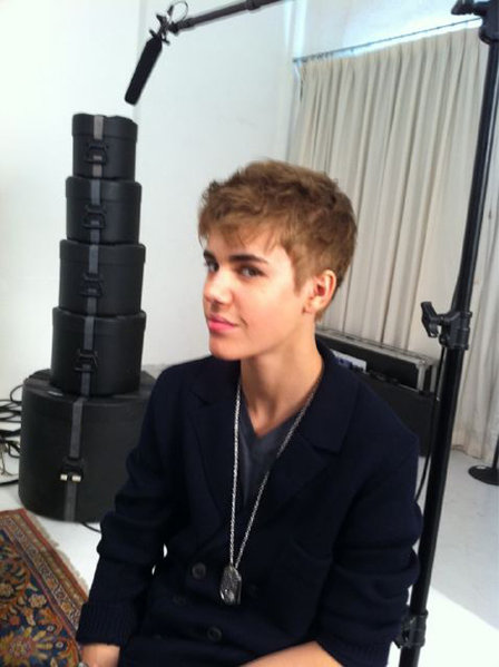 justin bieber pictures new hair. 2010 justin bieber new haircut