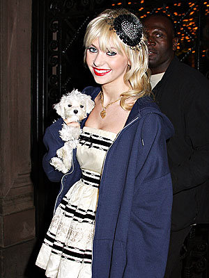 taylor-momsen-haircut-3