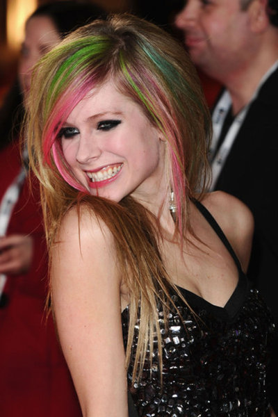avril lavigne died. rock chick Avril Lavigne.