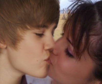 Images Of Selena Gomez And Justin Bieber. justin bieber and selena gomez
