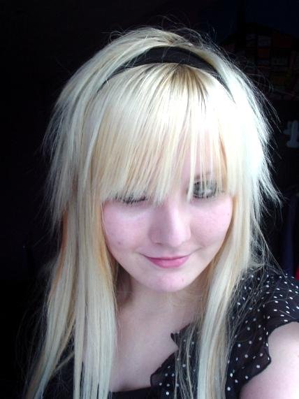 micha barton hairstyles. emo blonde hairstyles for