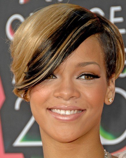 deadpool wallpaper_20. hot Rihanna Hairstyles 2011-8
