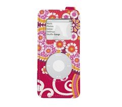 Vera Bradley Ipod Case on Vera Bradley Puts A Touch Of Style For Items Like Pencil Cases And