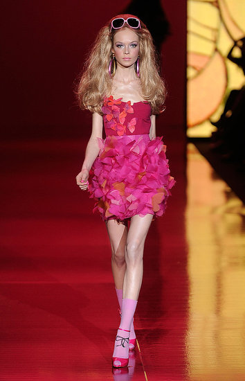 84798062 10.preview NYFW Fall 2009: 50 Years of Barbie Hit the Runway