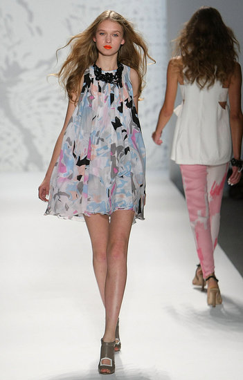 New York Fashion Week: Twinkle by Wenlan Spring 2010 | runway, Gallery, New York Fashion Week | Coutorture : geometric pattern light blue crewneck womens