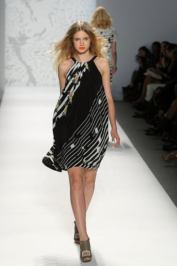 New York Fashion Week: Twinkle by Wenlan Spring 2010 | runway, Gallery, New York Fashion Week | Coutorture :  loose white clothing womens