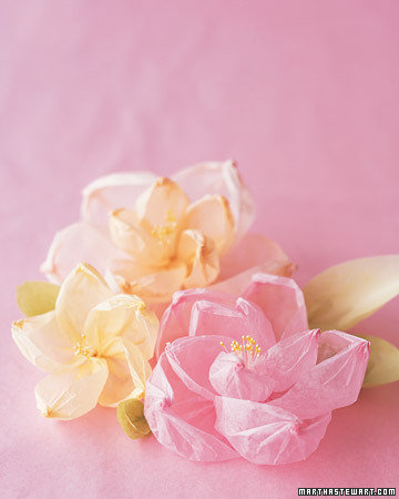 how to make paper flowers wedding. crepe paper flowers wedding.