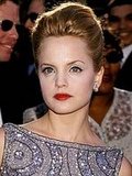 Mena Suvari