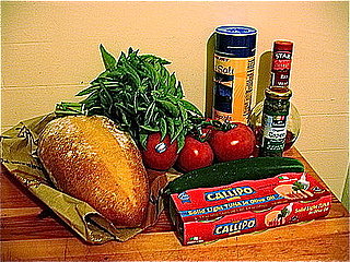 Tuna With Tomatoes, Cucumbers, Capers, and Bread