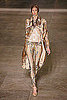 <a href="http://content.coutorture.com/2184106">Alexander McQueen Spring 2009</a>