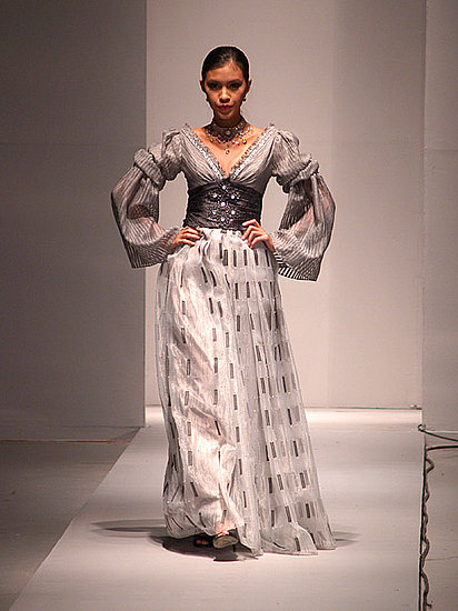 Philippine Fashion Week 2008
“GLIMPSES: A Dawn of a New Decade”
26 May 2008
SMX Convention Center
© 2008 Dhon Jason de Belen