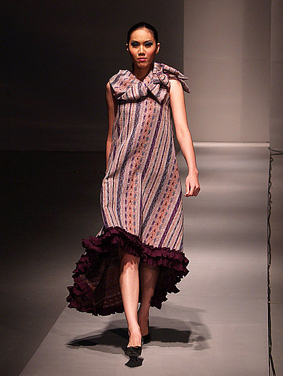 Philippine Fashion Week 2008
“GLIMPSES: A Dawn of a New Decade”
26 May 2008
SMX Convention Center
© 2008 Dhon Jason de Belen