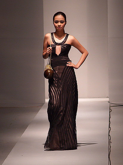 Philippine Fashion Week 2008
“GLIMPSES: A Dawn of a New Decade”
26 May 2008
SMX Convention Center
© 2008 Dhon Jason de Belen