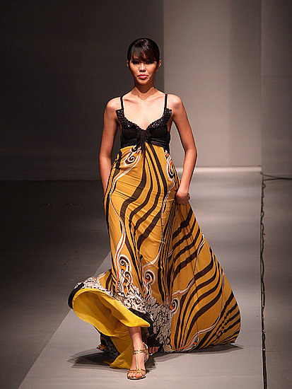 Philippine Fashion Week 2008
“GLIMPSES: A Dawn of a New Decade”
26 May 2008
SMX Convention Center
© 2008 Dhon Jason de Belen