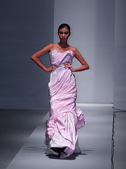 Philippine Fashion Week 2008
“GLIMPSES: A Dawn of a New Decade”
26 May 2008
SMX Convention Center
© 2008 Dhon Jason de Belen