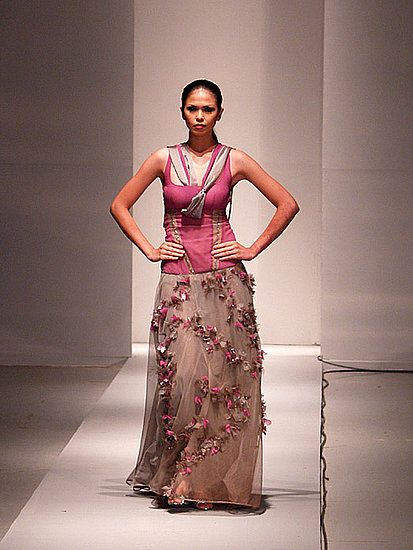 Philippine Fashion Week 2008
“GLIMPSES: A Dawn of a New Decade”
26 May 2008
SMX Convention Center
© 2008 Dhon Jason de Belen