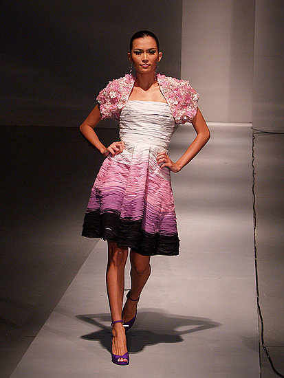 Philippine Fashion Week 2008
“GLIMPSES: A Dawn of a New Decade”
26 May 2008
SMX Convention Center
© 2008 Dhon Jason de Belen