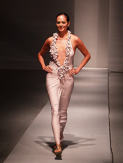 Philippine Fashion Week 2008
“GLIMPSES: A Dawn of a New Decade”
26 May 2008
SMX Convention Center
© 2008 Dhon Jason de Belen