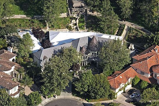 Guess Who Tied the Knot at This House?