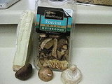 Baked Brie With Mushrooms