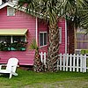 Summer Style: Luscious Little Cottage