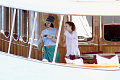 32073ey_depp_j_b_gr_10