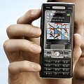 K790_with_man_in_use_velvet_black