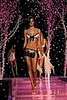 Victoria Secret Fashion Show 2001